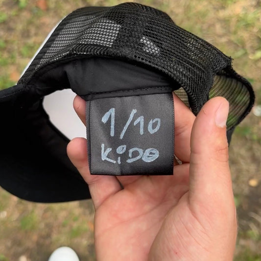 SEEING FACES CAP 1/10